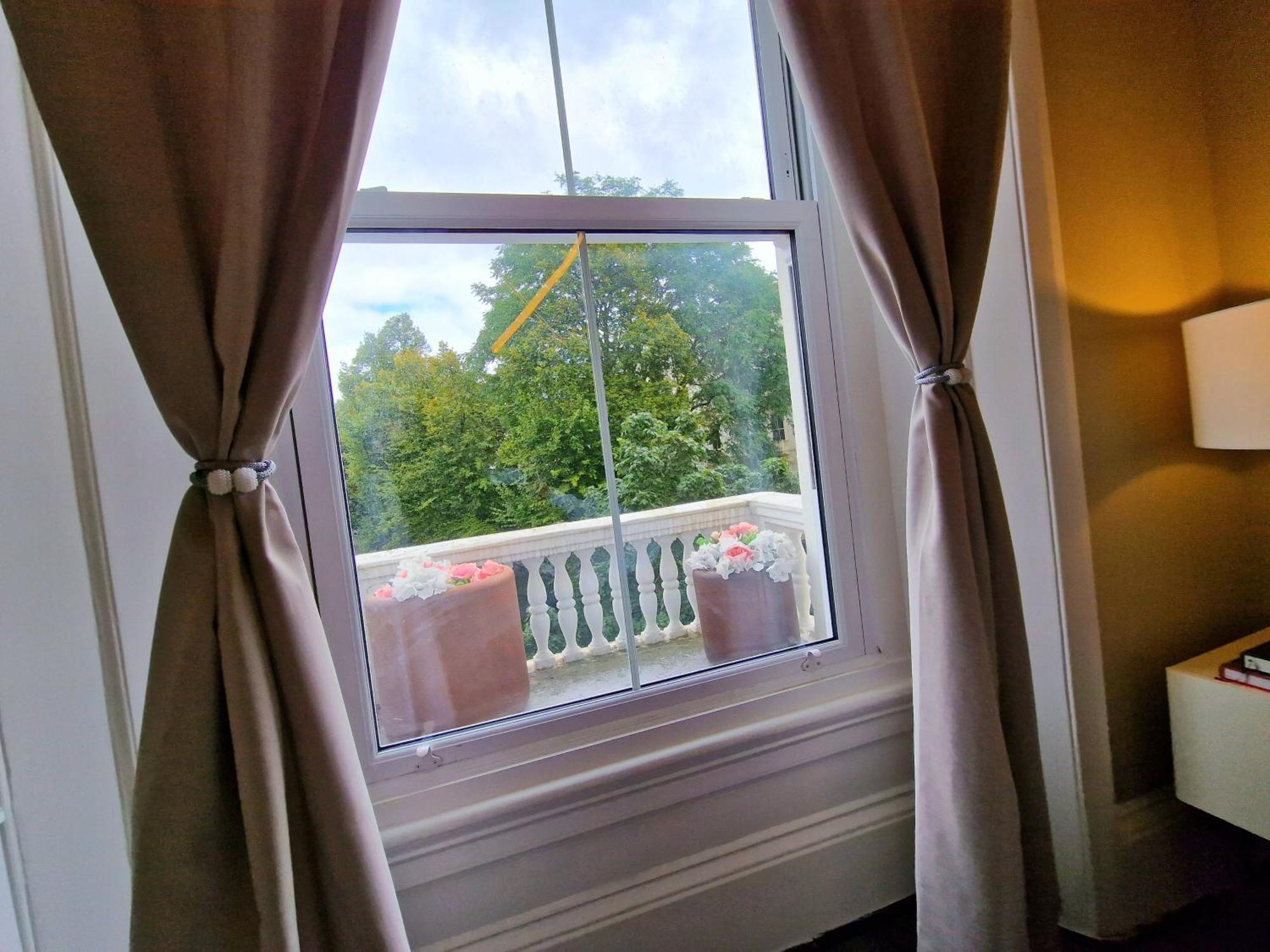 לונדון Stylish Hyde Park Home By Tube Stations With Elevator מראה חיצוני תמונה