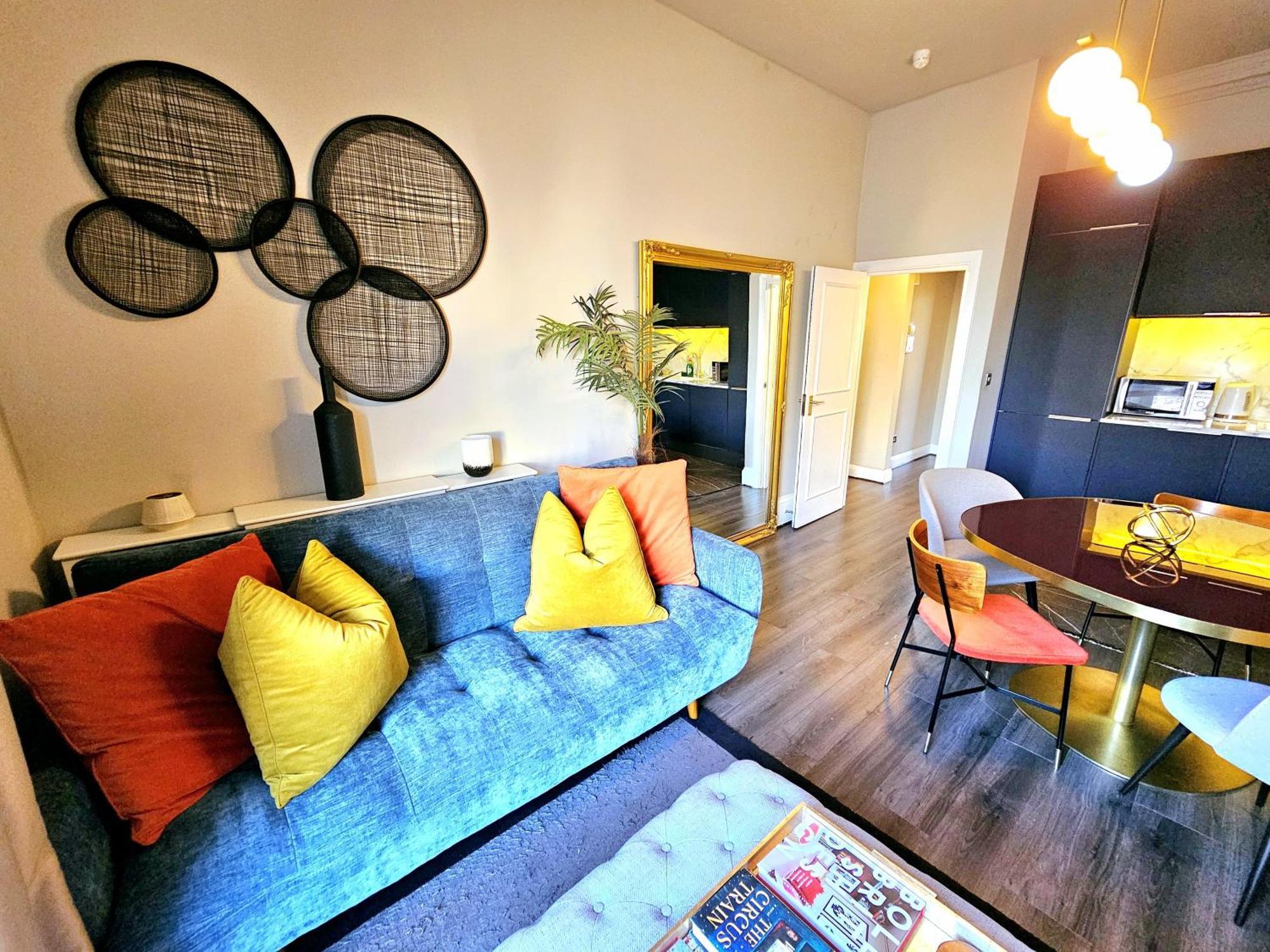 לונדון Stylish Hyde Park Home By Tube Stations With Elevator מראה חיצוני תמונה